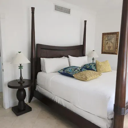 Villa Renaissance Grace Bay-3